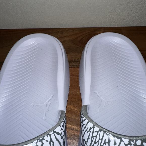Jordan Men’s Hydro Slides Marquette University Size 14 Rare